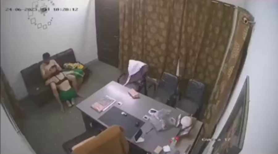 Viral Karachi Pakistan Leaked XXX Scandal
