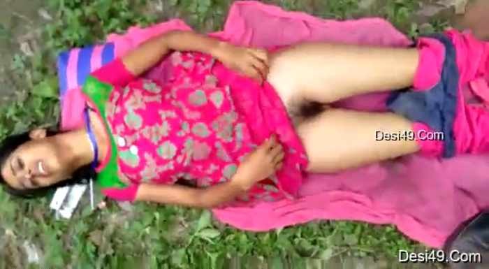 Watch Jungle Sex Desi Girl At Village